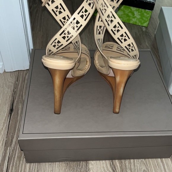 BCBG Nude Heels - Picture 2 of 4